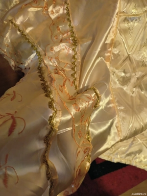 Așternut pat cuvertură cu perdele si fata de perna 