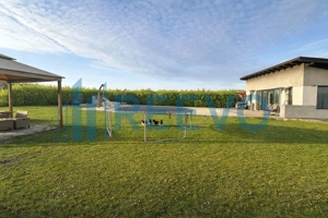 Proprietate pentru investiție cu Piscină în Hemeiuș - imagine 3
