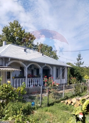 Casă individuală cu teren de 3.414 mp, Comuna Comarna - imagine 2