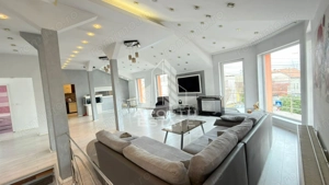 Apartament cu 4 camere, la casa, zona Mehala