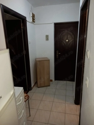 Proprietar, inchiriez garsoniera, zona Crinului, 1250 lei lunar - imagine 4