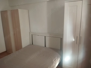 Închiriez apartament 3 camere Bd Timisoara stradal 
