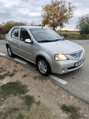 Vând Dacia Logan 1.6 16V an 2007 - imagine 5