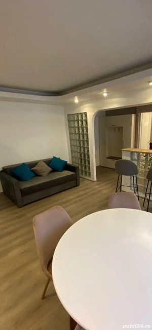 Garsoniera renovata-moderna-langa Colina Universitatii