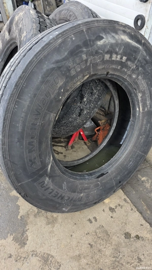 4 anvelope 295 80 22.5 Michelin - imagine 5