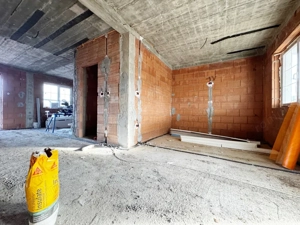 Duplex 3 camere 305mp teren, P+M, 95mp utili+15mp terasa -Calea Urseni