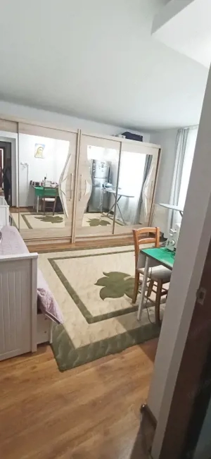 Apartament 2 camere, parter, 40 mp, zona Ronat - imagine 3