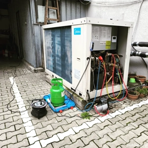 Aer conditionat pompa caldura instalare incarcare freon AC auto - imagine 4