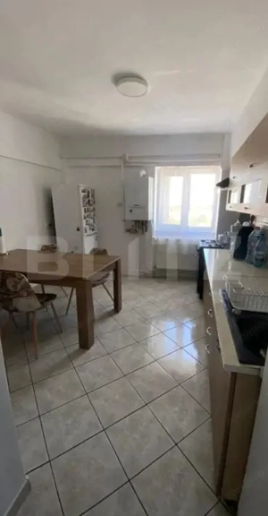 Apartament de vanzare, 3 camere, 88 mp, zona Soarelui - Satu Mare - imagine 7