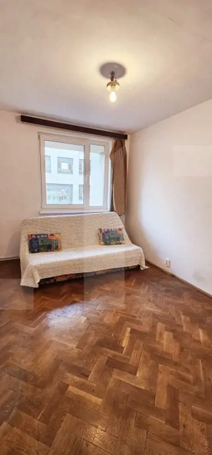 Apartament 3 camere, 2 băi, 2 balcoane, decomandat, centru - Sf.Gheorghe - imagine 3