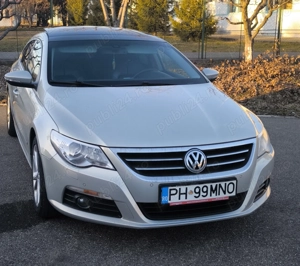 Bine întreținută, atent exploatată, plafon panoramic înstelat, lumini ambientale. - imagine 4