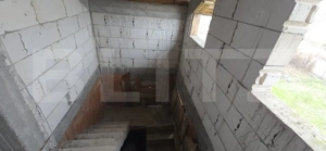 Casa la rosu, P+M, 4 camere, 400 mp teren, Simnicul de Jos - imagine 7