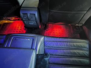 Bine întreținută, atent exploatată, plafon panoramic înstelat, lumini ambientale. - imagine 9