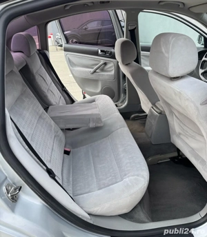 Volkswagen Passat 2004 1.9 TDI 131 CP Bussines-Line - imagine 6