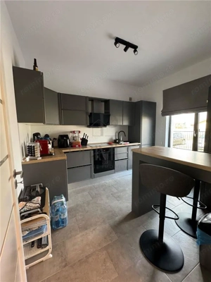 Duplex spatios - partial mobilat si utilat - curte amenajata. - imagine 3