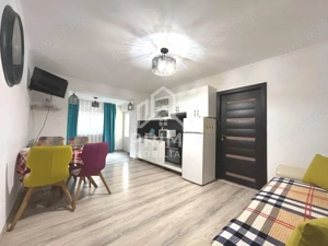 Apartament cu 3 camere, decomandat, 55 mp - CETATE