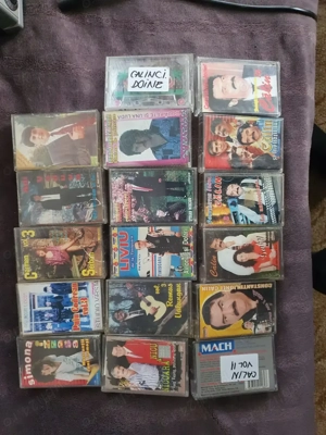 Casete Muzica populara Banat Ardeal Oltenia peste 1000 buc 