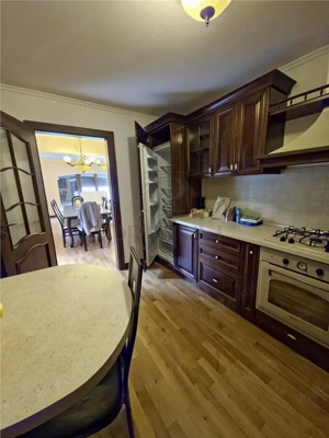 LUNEI - Duplex intreg - 2 Garaje - Teren 555 MP - imagine 3