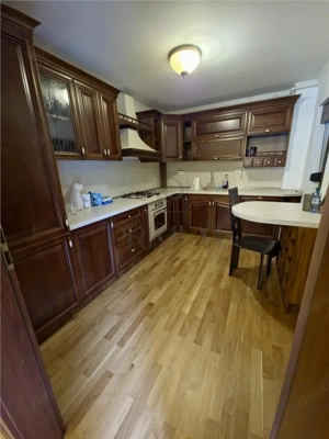 LUNEI - Duplex intreg - 2 Garaje - Teren 555 MP - imagine 2