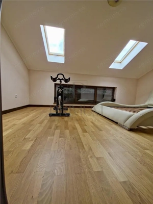 LUNEI - Duplex intreg - 2 Garaje - Teren 555 MP - imagine 9