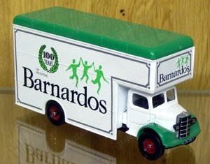 Camion de epoca Pantechnicon Anglia, Corgi 1992, Barnardos, macheta metal noua alb-verde, sc. 1:50 - imagine 3
