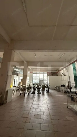 Hala cu inaltime generoasa, parter, acces asfalt  - imagine 5