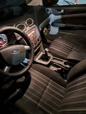 Ford Focus 2, berlina, 1.8TDCI, 115CP, primul proprietar, KM 170000, An 2008 - 13200 lei