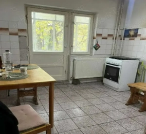 Apartament 2 camere Aradului etaj 1 decomandat 2 balcoane langa Piata Verde