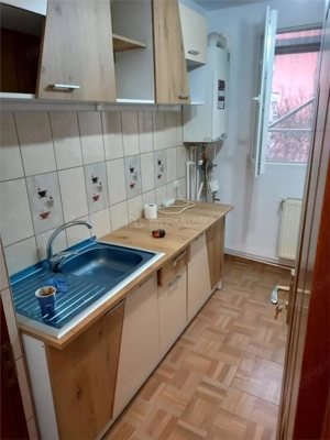 3 camere - centrala termica - 1 Decembrie - Titan - imagine 11