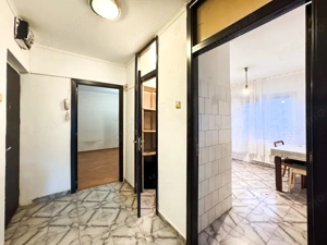 Un 3 camere corect. Si extrem de interesant! - imagine 6