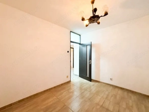 Un 3 camere corect. Si extrem de interesant! - imagine 15