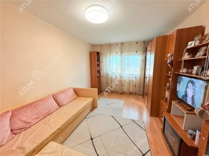 Apartament cu 3 camere decomandate 63 mp utili camara si debara
