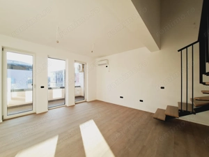 3 camere in bloc nou, 77 mp. 2 locuri de parcare.