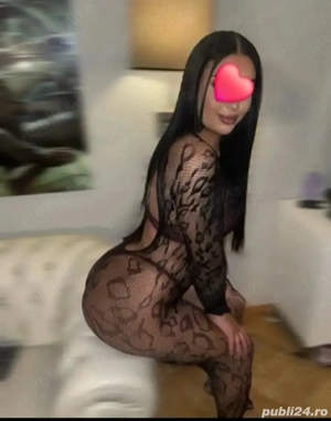 Hey*** Cristina nouă în oraș la tine (accept si cupluri si deplasare)