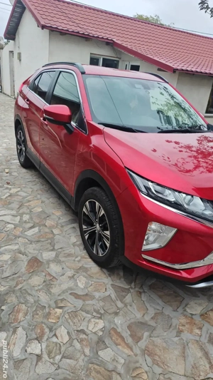 Vind Mitsubishi Eclipse Cross  - imagine 4