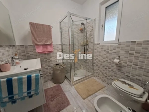  Miroslava CENTRU , Casa individuala de  inchiriat, 600 euro  - imagine 7