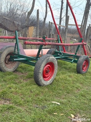 Căruța pentru lemne 