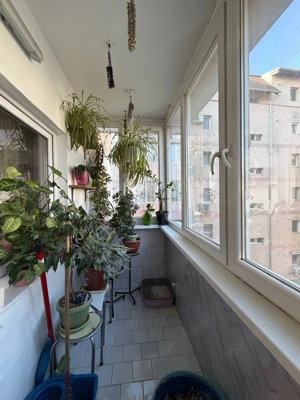 NOU!!! 2 Camere - Bucatarie Inchisa - Aradului Mall - 90.000 Euro - imagine 9