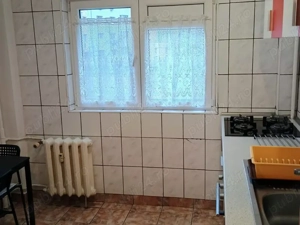 Obor, Stefan cel Mare, semistradal, 3 minute de metrou - imagine 7