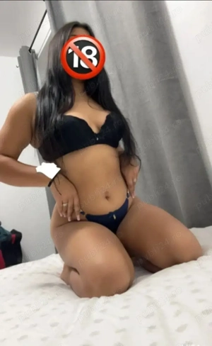 Alexandra nouă în oraș ori la mine ori la tine 