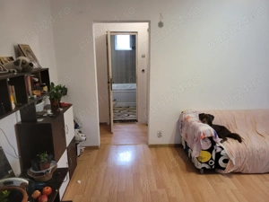 De vanzare apartam 3 camere