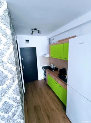 închiriez garsonieră regim hotelier Piatra Neamț  - imagine 5