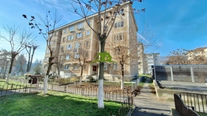 Garsoniera ET.1 cu potențial investiție – Nord / Republicii, Rm.VL