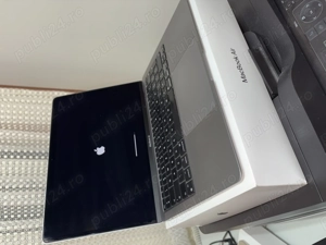 MacBook Air M1 (2020)   8GB RAM   256GB SSD   stare foarte bună