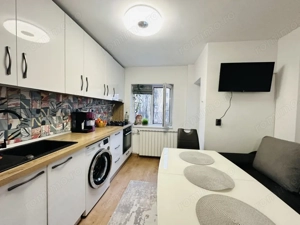 Apartament superb 2 camere zona Uverturii-Lujerului 3/4 an 1990 zonă liniștită  - imagine 8