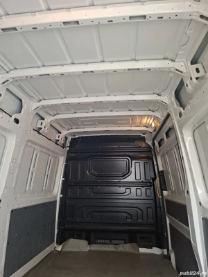 Vând Volkswagen Crafter 2019  - imagine 3