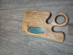 Tocătoare din lemn masiv si rasina epoxidica  - imagine 2