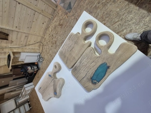 Tocătoare din lemn masiv si rasina epoxidica  - imagine 5