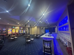 Turda, Victoriei 102: spațiu comercial 216 mp, parter, vitrină - imagine 4