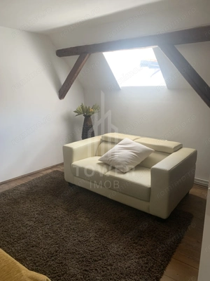 Casă în centrul Cisnădioarei cu 243mp de locuit și teren de 936mp - imagine 2